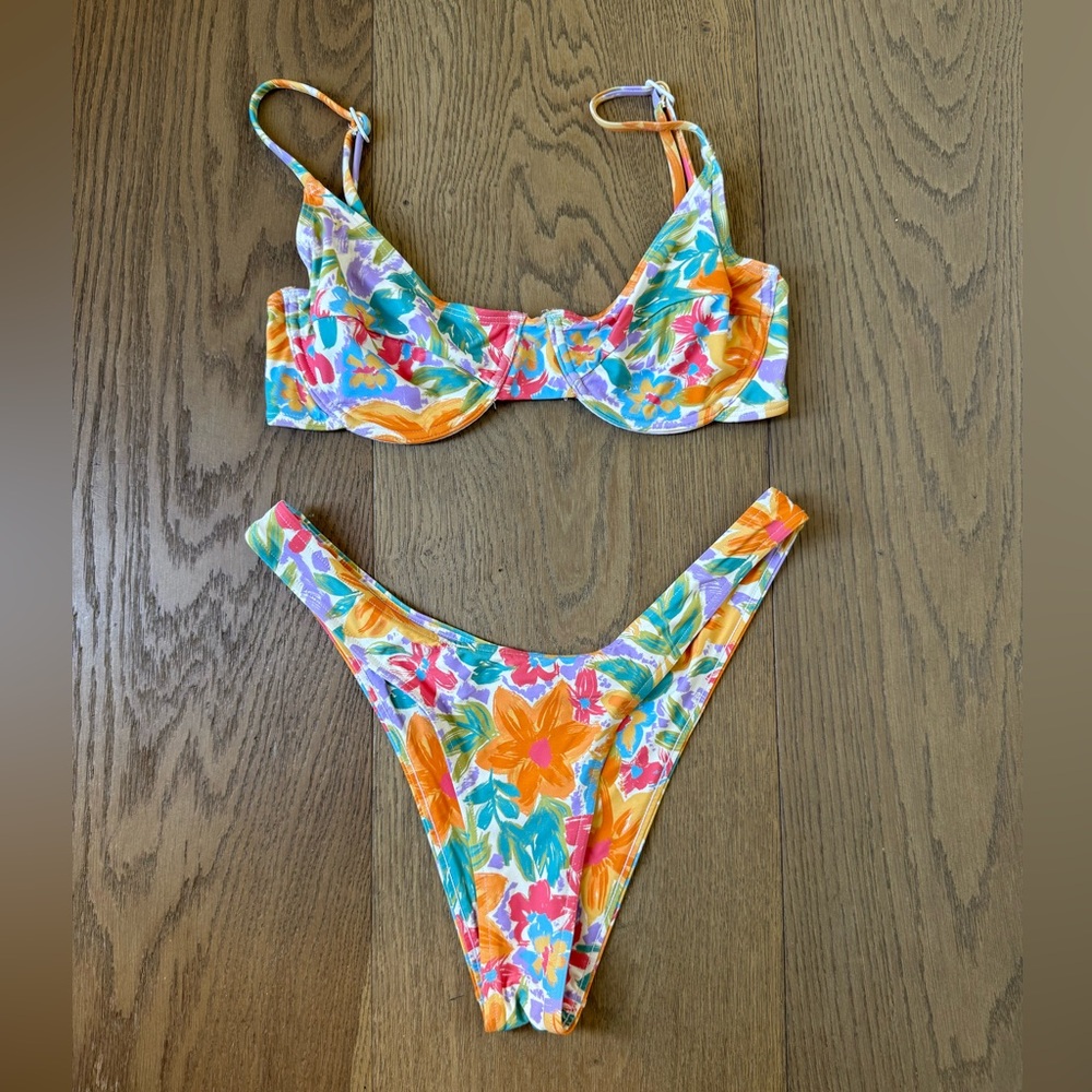 Stone Fox Swim Floral Bikini Top & Bottom Set